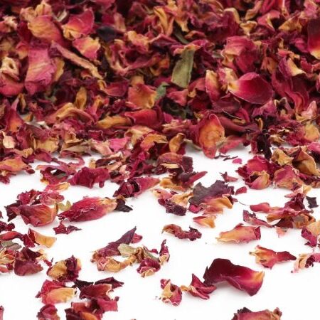 Wijnrode Rozenblaadjes